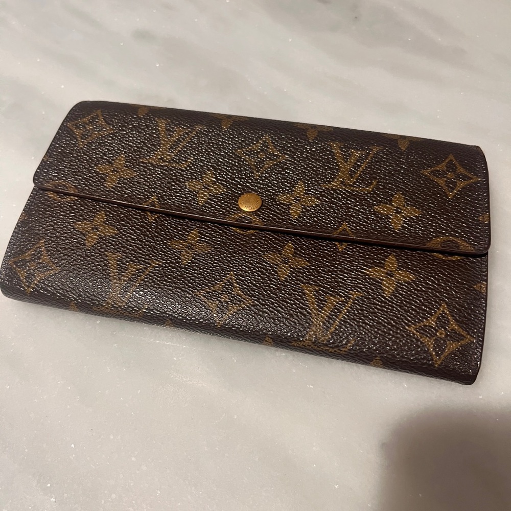 Louis Vuitton Brown Sarah Monogram Wallet